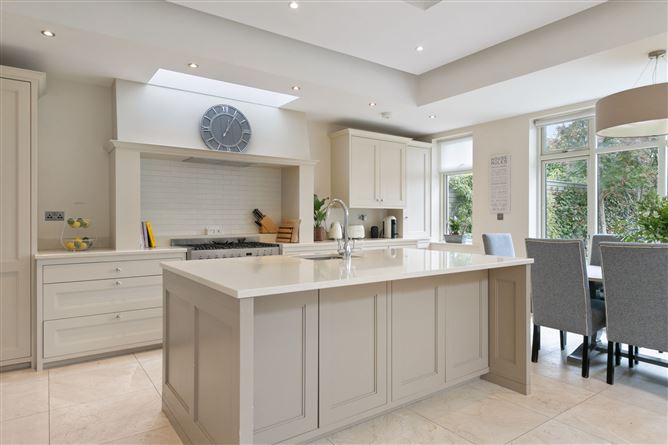 43 St Helen's Road, Booterstown, County Dublin