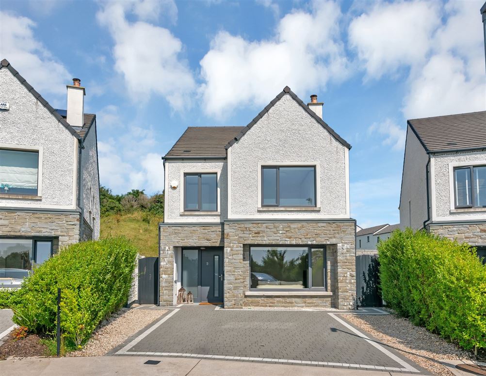 2 Tinnycross Park, Ballymore Eustace, Co. Kildare