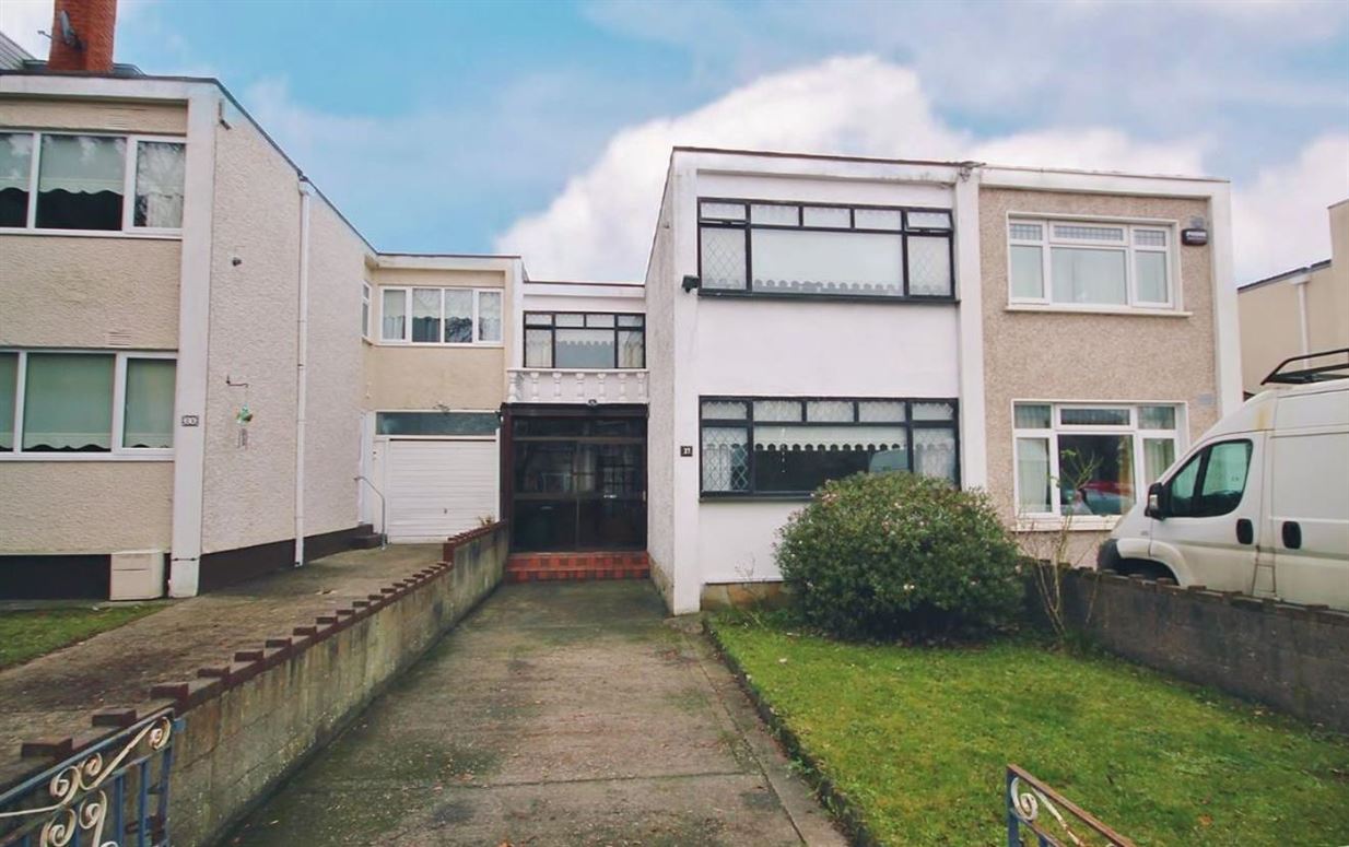 27 The Drive, Millbrook Lawns, Dublin 24, Tallaght
