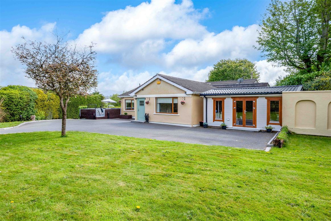 Elgin Lodge, Crosscoolharbour, Blessington, Wicklow