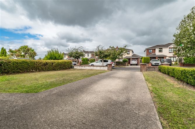 https://photos-a.propertyimages.ie/media/3/5/8/5019853/017901cf-2c82-4af3-b554-cf6b05b3ecae_l.jpg