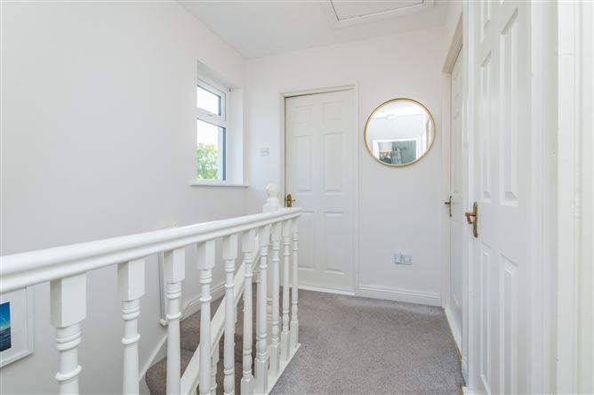 https://photos-a.propertyimages.ie/media/3/5/8/5019853/017901cf-2c82-4af3-b554-cf6b05b3ecae_l.jpg