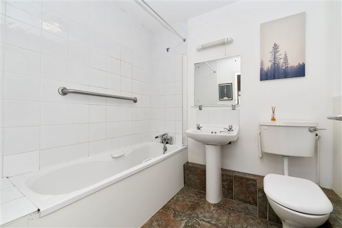 66 Block E, Bellevue, Islandbridge, Dublin 8