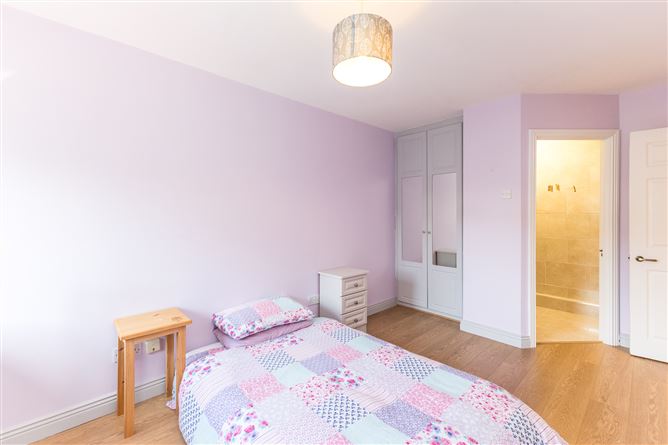 126 Marina Village, Block 10, Malahide, County Dublin
