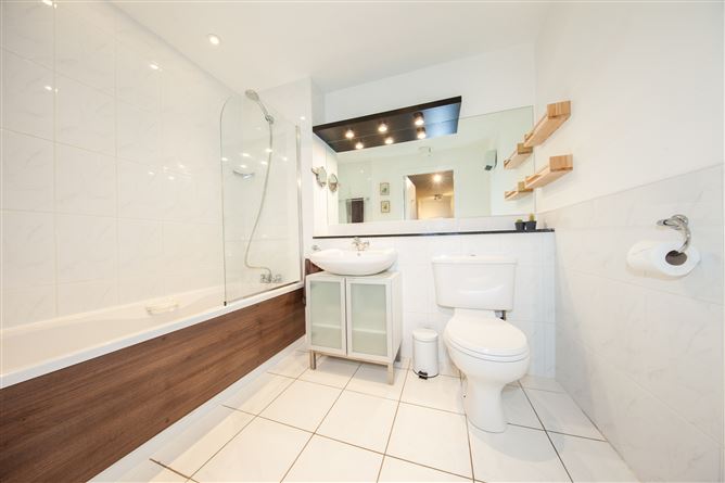 Block E, 250 Castleforbes Square, Dublin 1, IFSC, Dublin 1