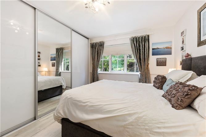 3 Cairn Hill, Westminster Road, Foxrock, Dublin 18
