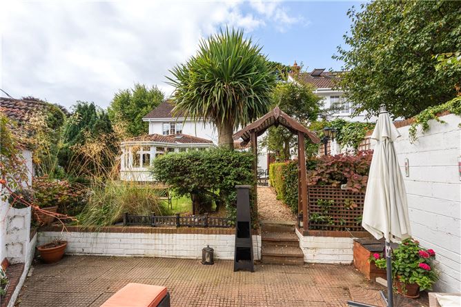 3 Cairn Hill, Westminster Road, Foxrock, Dublin 18