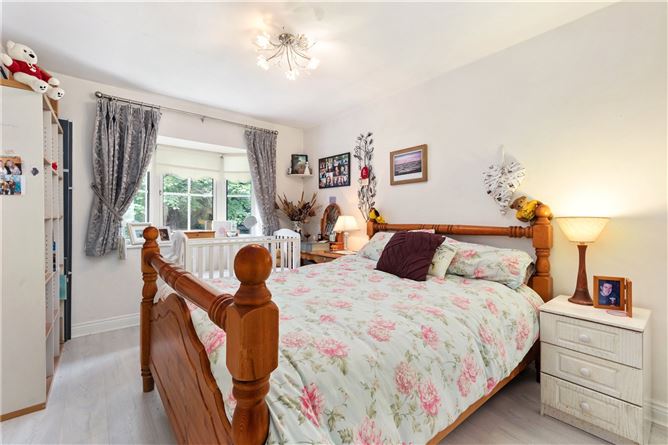 3 Cairn Hill, Westminster Road, Foxrock, Dublin 18