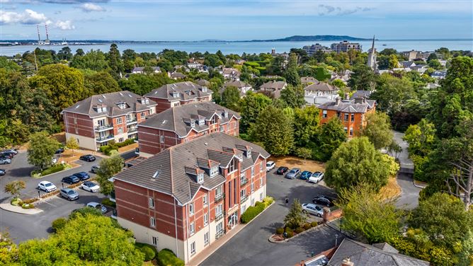 Photo 13 of 14 — 5 Hyde House, Clonfadda Wood, Mount Merrion Avenue, Blackrock, Co. Dublin