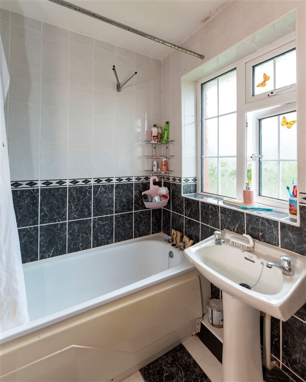 15 Galtee View, Hospital, Limerick  15 Galtee View, Hospital, Limerick