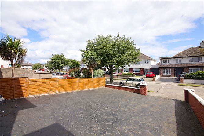 273 Elm Mount Avenue, Beaumont, Dublin 9