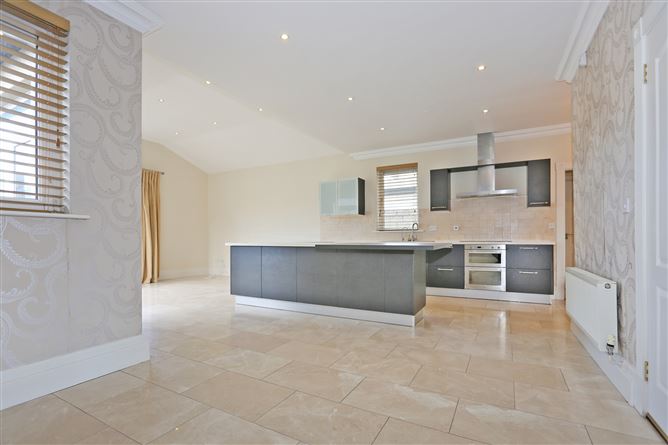 89 Cois Sruthain, Croom, Co. Limerick