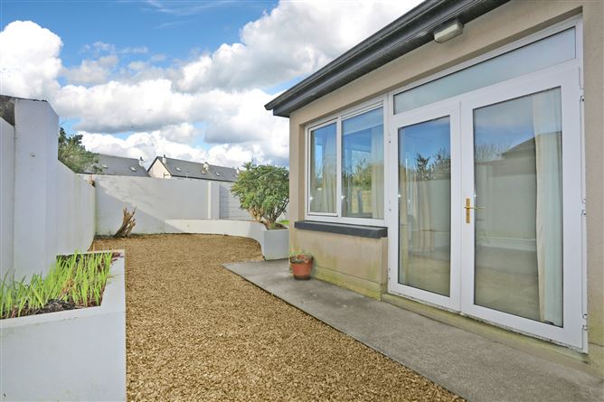 89 Cois Sruthain, Croom, Co. Limerick