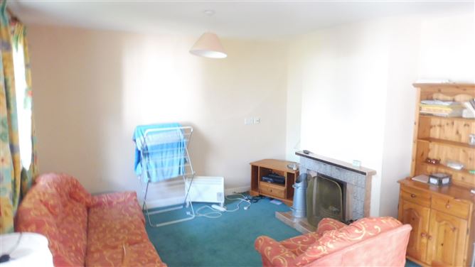 5 Michael Killeen Park, Old Monastery Road, Roundstone, Galway
