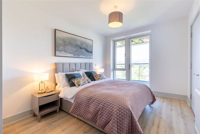 https://photos-a.propertyimages.ie/media/3/6/0/4915063/ffe94f25-13cb-4de3-844c-532b7fc3fe8a_l.jpg