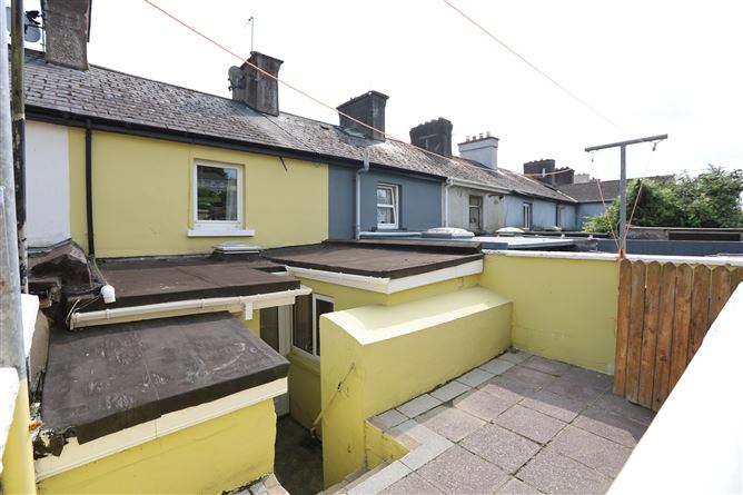 8 Artisans Buildings, Watergate Street, Bandon, Cork