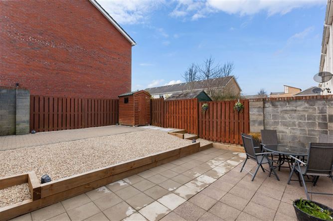 Photo 13 of 16 — 74 Fernleigh Drive, Castleknock, Dublin 15