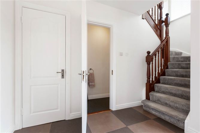 Photo 3 of 16 — 74 Fernleigh Drive, Castleknock, Dublin 15