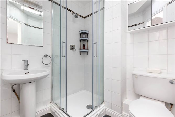 Photo 9 of 16 — 74 Fernleigh Drive, Castleknock, Dublin 15