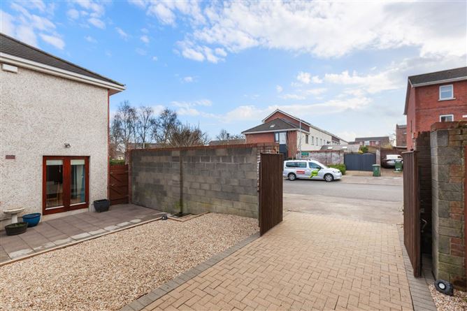 Photo 14 of 16 — 74 Fernleigh Drive, Castleknock, Dublin 15