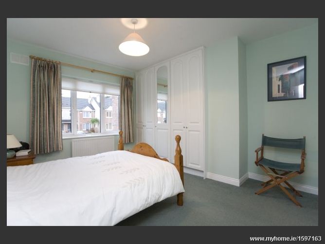 53 Woodside, Rathfarnham, Dublin 14