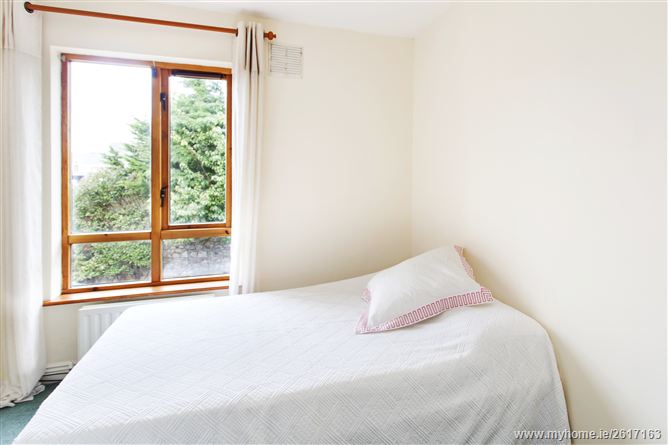 6 Ralph Mews, Blackrock,   Dublin South