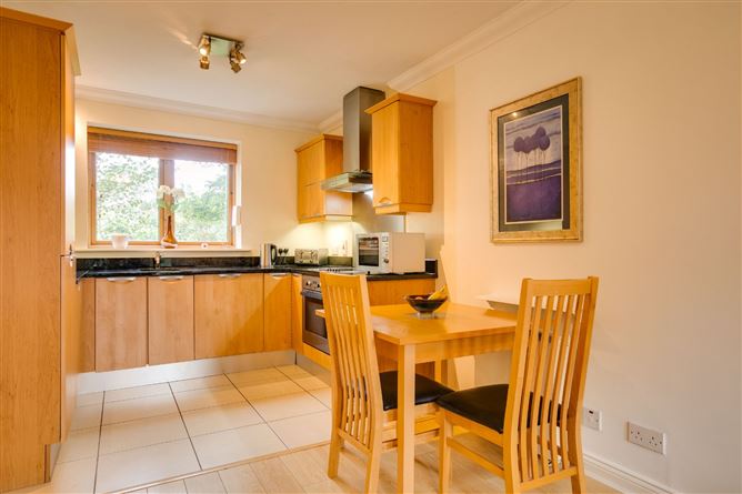 12 Ros Mor View, Scholarstown Road, Dublin 16
