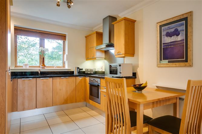 12 Ros Mor View, Scholarstown Road, Dublin 16