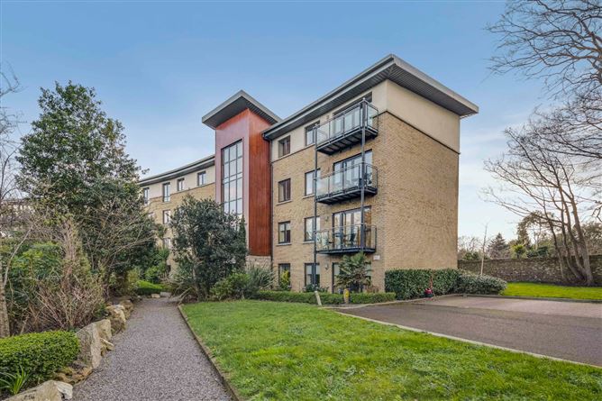 12 Ros Mor View, Scholarstown Road, Dublin 16
