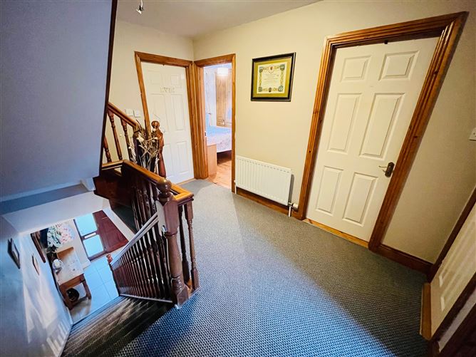 22 An Duiche Scallagheen, Tipperary Town, Tipperary