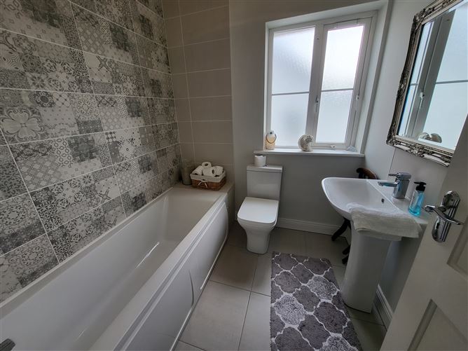 3 Carraig Abhainn, Ballisodare, Sligo