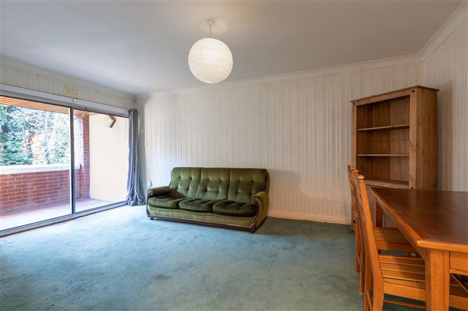 76 Cherbury Court, Booterstown Avenue, Booterstown, County Dublin