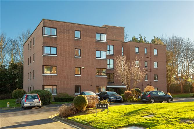 76 Cherbury Court, Booterstown Avenue, Booterstown, County Dublin