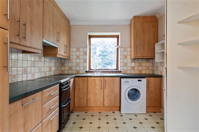 76 Cherbury Court, Booterstown Avenue, Booterstown, County Dublin
