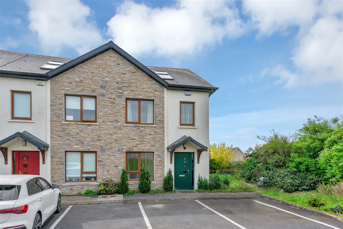 10 Mullawn Crescent, Tullow, Co. Carlow