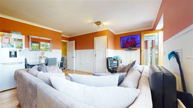 16 Deerpark Square, Kiltipper, Dublin 24