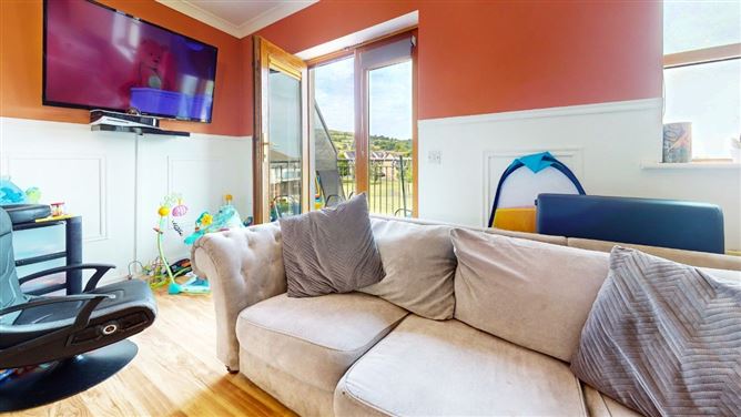 16 Deerpark Square, Kiltipper, Dublin 24