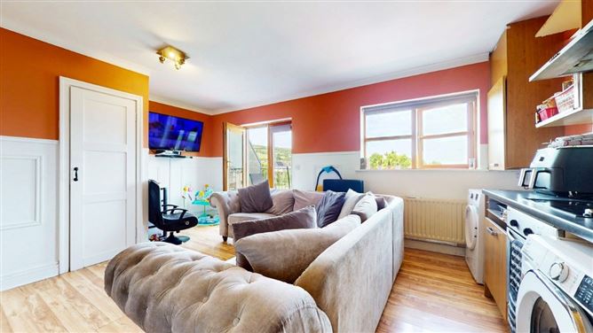 16 Deerpark Square, Kiltipper, Dublin 24