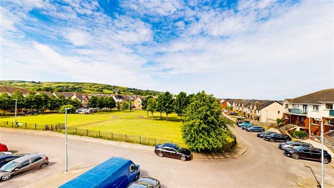 16 Deerpark Square, Kiltipper, Dublin 24