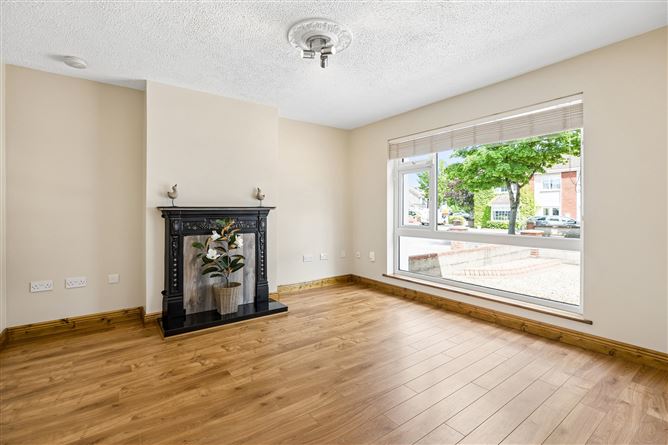 Sacre Coeur, 89 Cill Cais, Oldbawn, Dublin 24