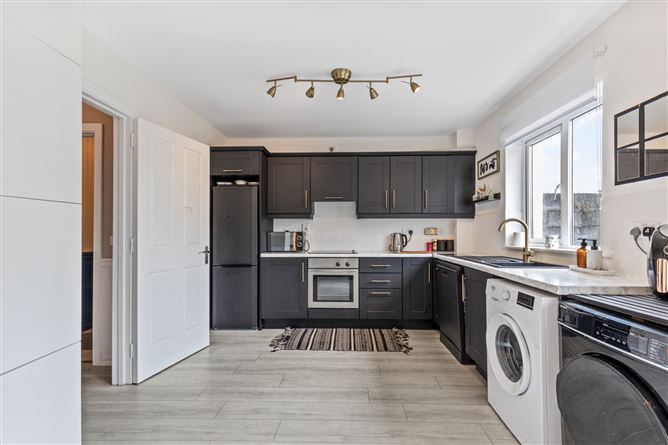 Photo 9 of 24 — 6 Fairfields Close, Adamstown, Co. Wexford