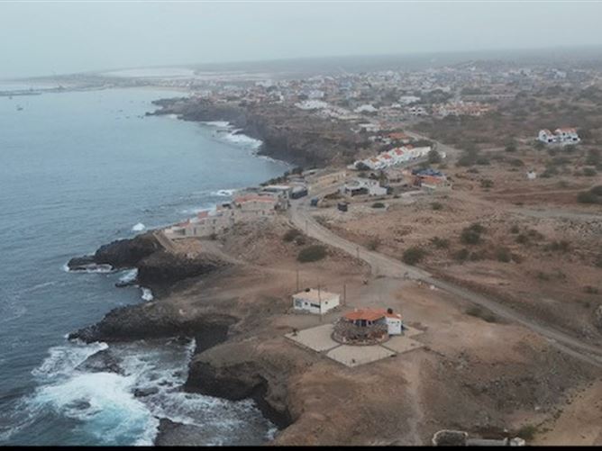 Private, Ponta Preta