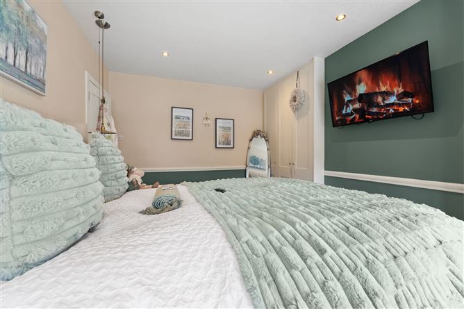 12 Brookwood Heights  , Artane, Dublin 5
