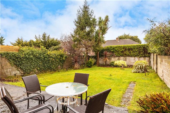 13 Chestnut Road, Mount Merrion, Co. Dublin