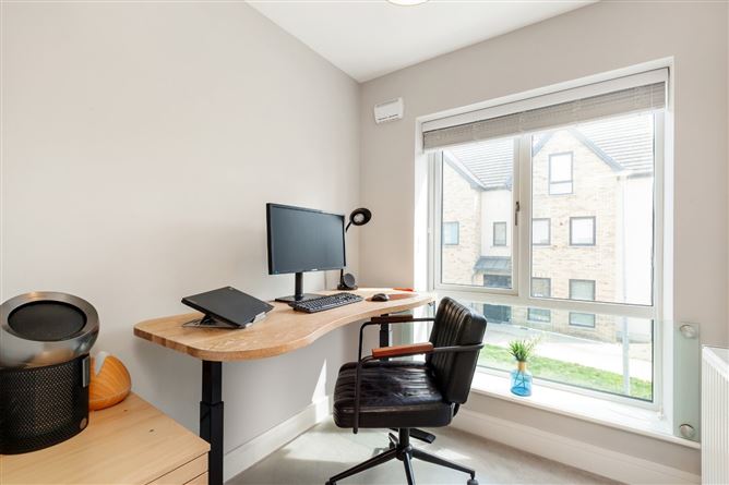 21 The Crescent, Bellingsmore, Hollystown, Dublin 15