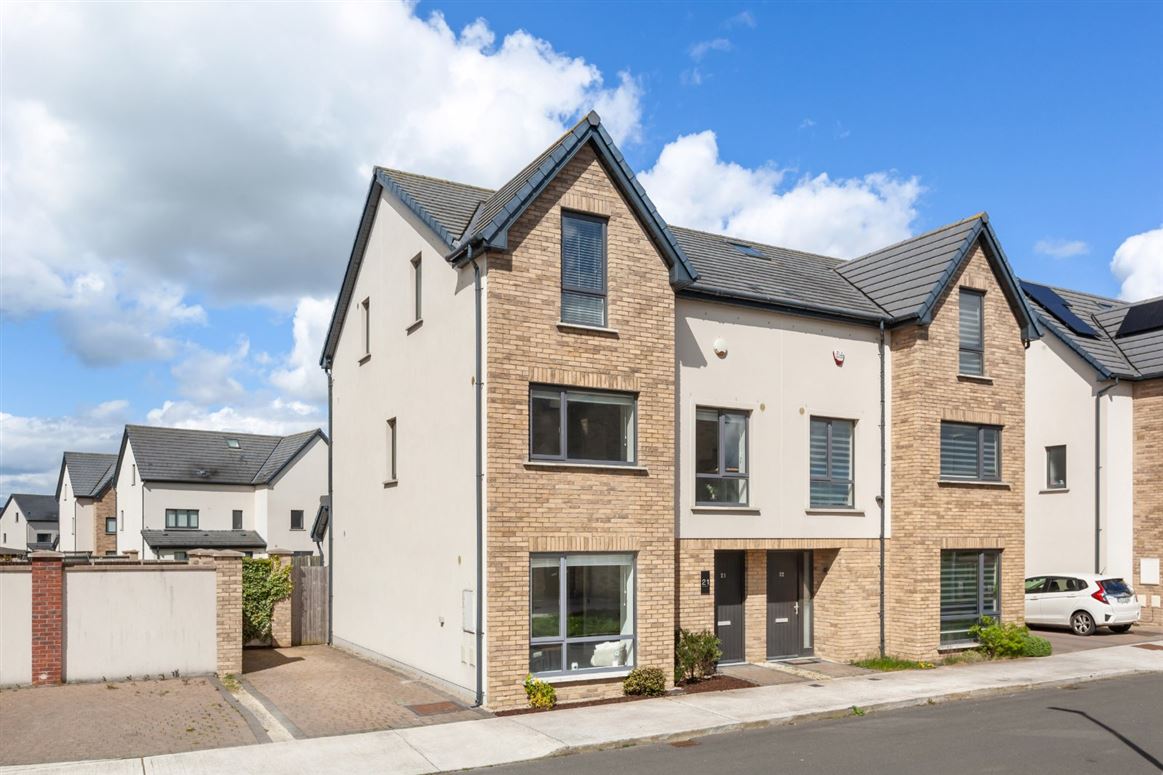 21 The Crescent, Bellingsmore, Hollystown, Dublin 15