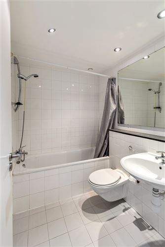 Photo 10 of 12 — 14 Block 8 Clarion Quay, IFSC, Dublin 1
