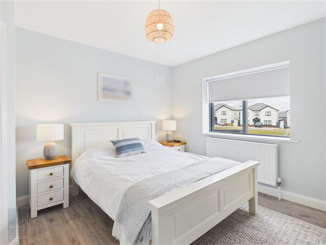 Photo 31 of 38 — 25 Ard na hAbhann, Newtown Road, Wexford Town, Wexford