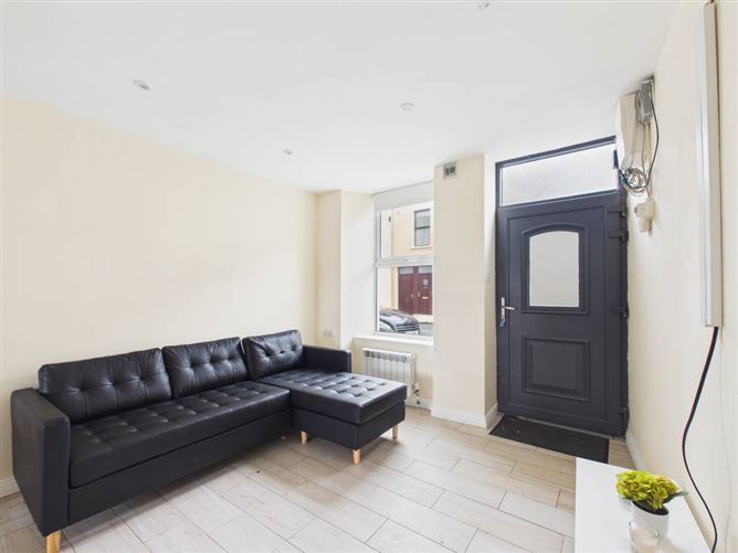 9 Moore Street, Kilrush, Co. Clare.