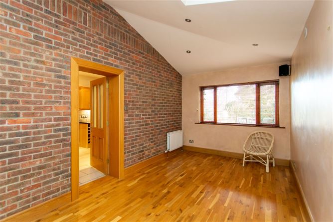 4 Fairways Park, Foxrock, Dublin 18